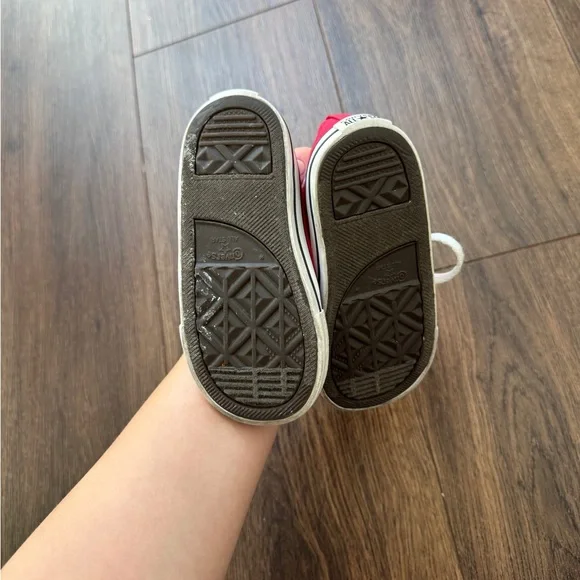 Converse Red High-Top Kids Sneakers - Picture 6 of 6